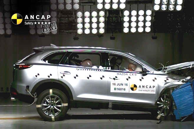 Mazda CX-9 crash test