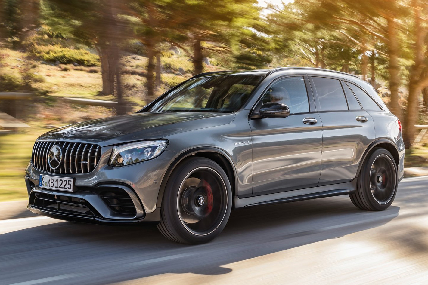 2018-Mercedes-Benz-GLC63-S-AMG.jpg