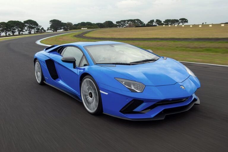 2017 Lamborghini Aventador S