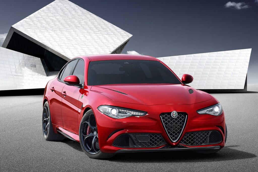2016 Alfa Romeo Giulia first official pics