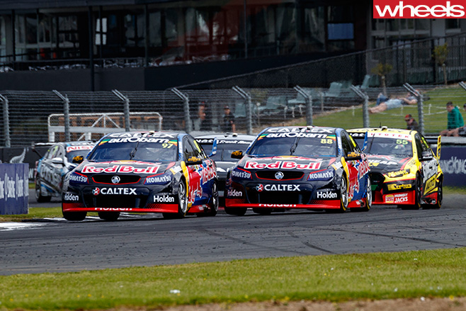 Shane -Van -Gisbergen -V8-supercar -driving -front