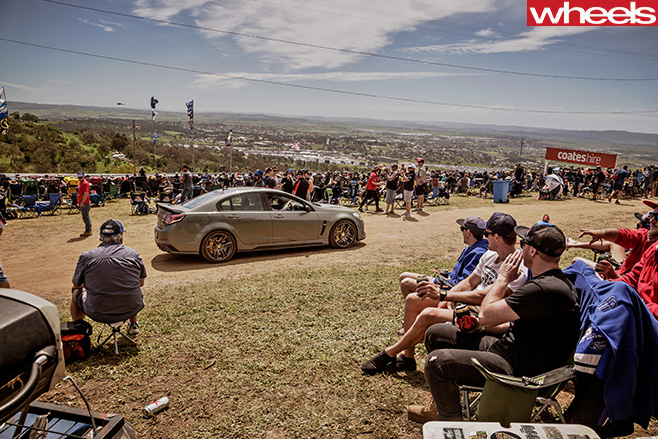 HSV-at -Bathurst -1000