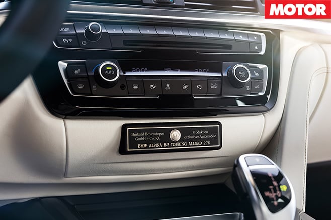 BMW Alpina B3 touring interior