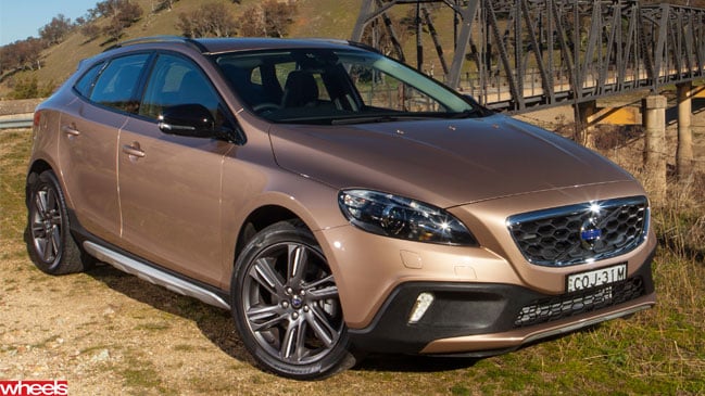 Volvo V40 XC, review, Wheels, magazine, 2013, Australia, small, SUV