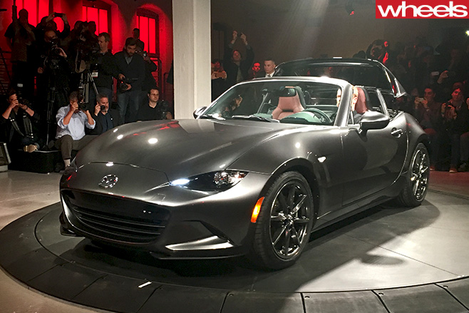 Mazda -MX-5-RF-New -York -Motor -Show -side -front