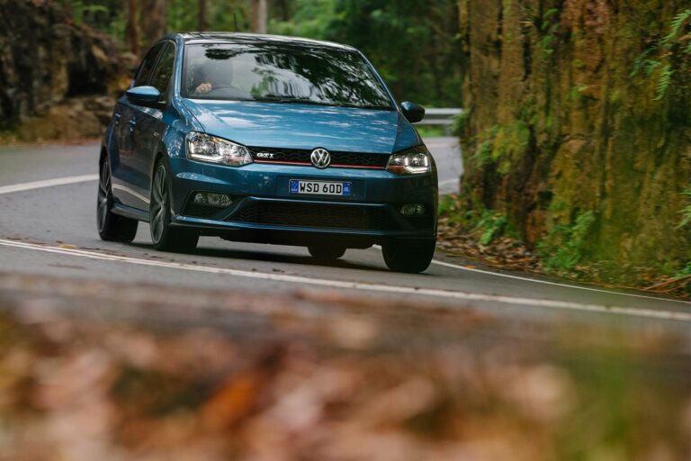 Volkswagen Polo vs Skoda Fabia vs Mazda 2 Genki – Which Car Should I Buy?