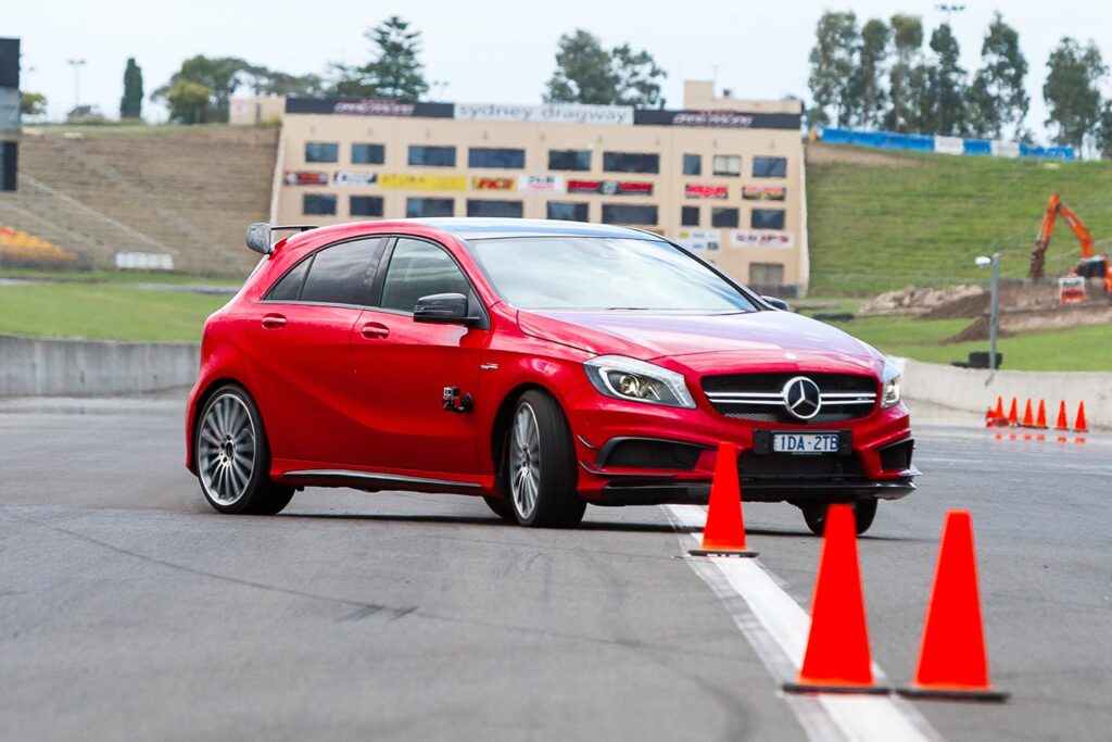 MOTOR Tyre Test 2015: Slalom