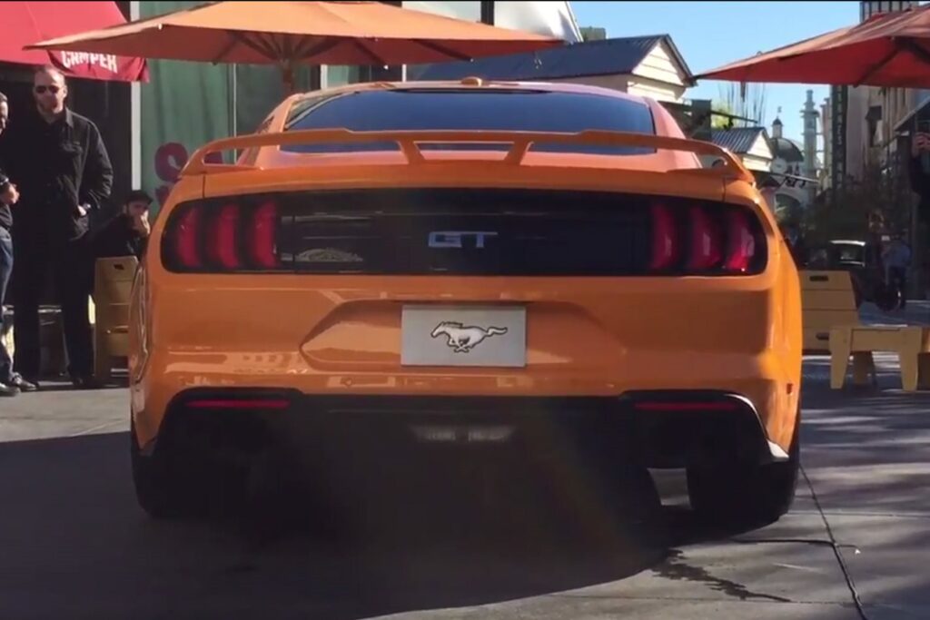 2018 Ford Mustang active exhaust rev video
