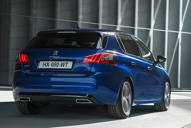 Peugeot 308 GT rear