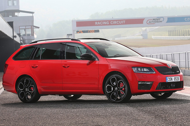 2017 Skoda Octavia RS 230 Wagon