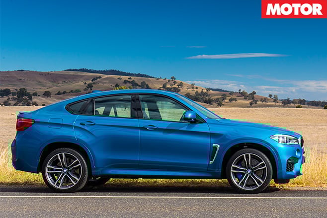 BMW X6M side