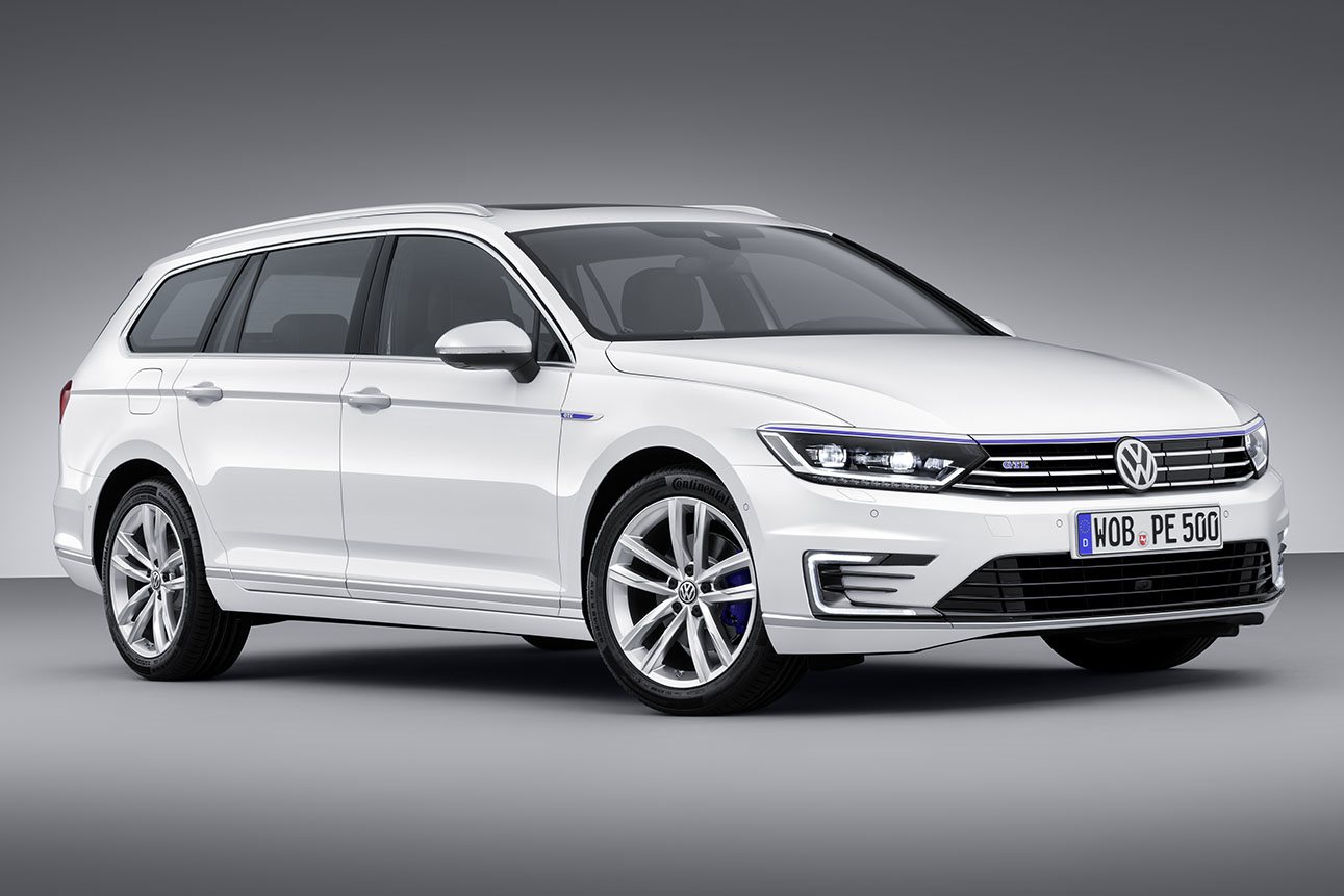 Volkswagen Passat GTE 2014 Paris motor show