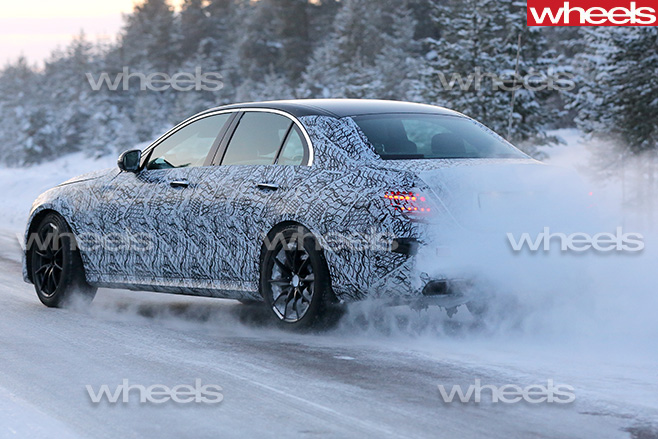 Mercedes -E63-rear -side