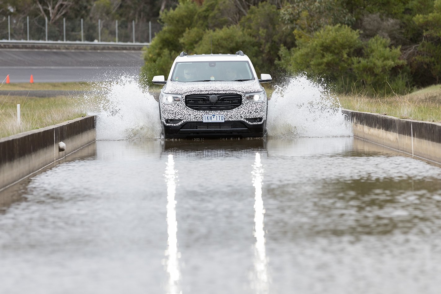 Holden Acadia Lang Lang