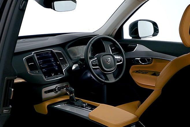 Volvo XC90 interior