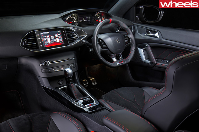 Peugeot -308-gti -interior
