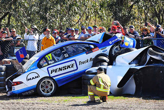 658_Craig _Lowndes -wins -at -Queensland -Raceway _6