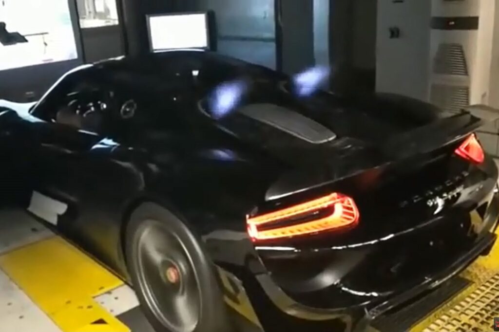 Porsche 918