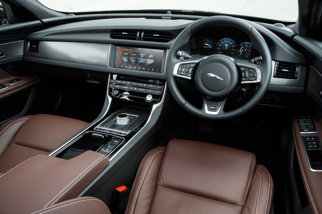 Jaguar's New Touch Screen Technology