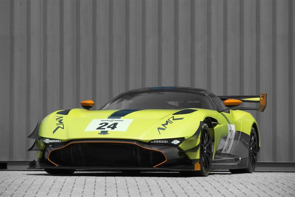 Aston martin vulcan AMR Pro main1