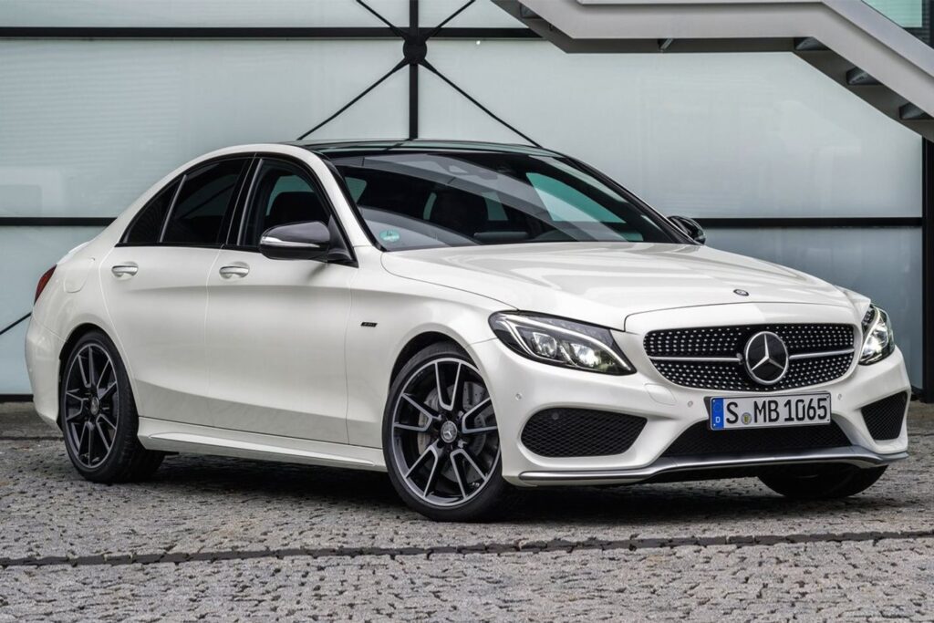 Car makers criticise new-car private import changes