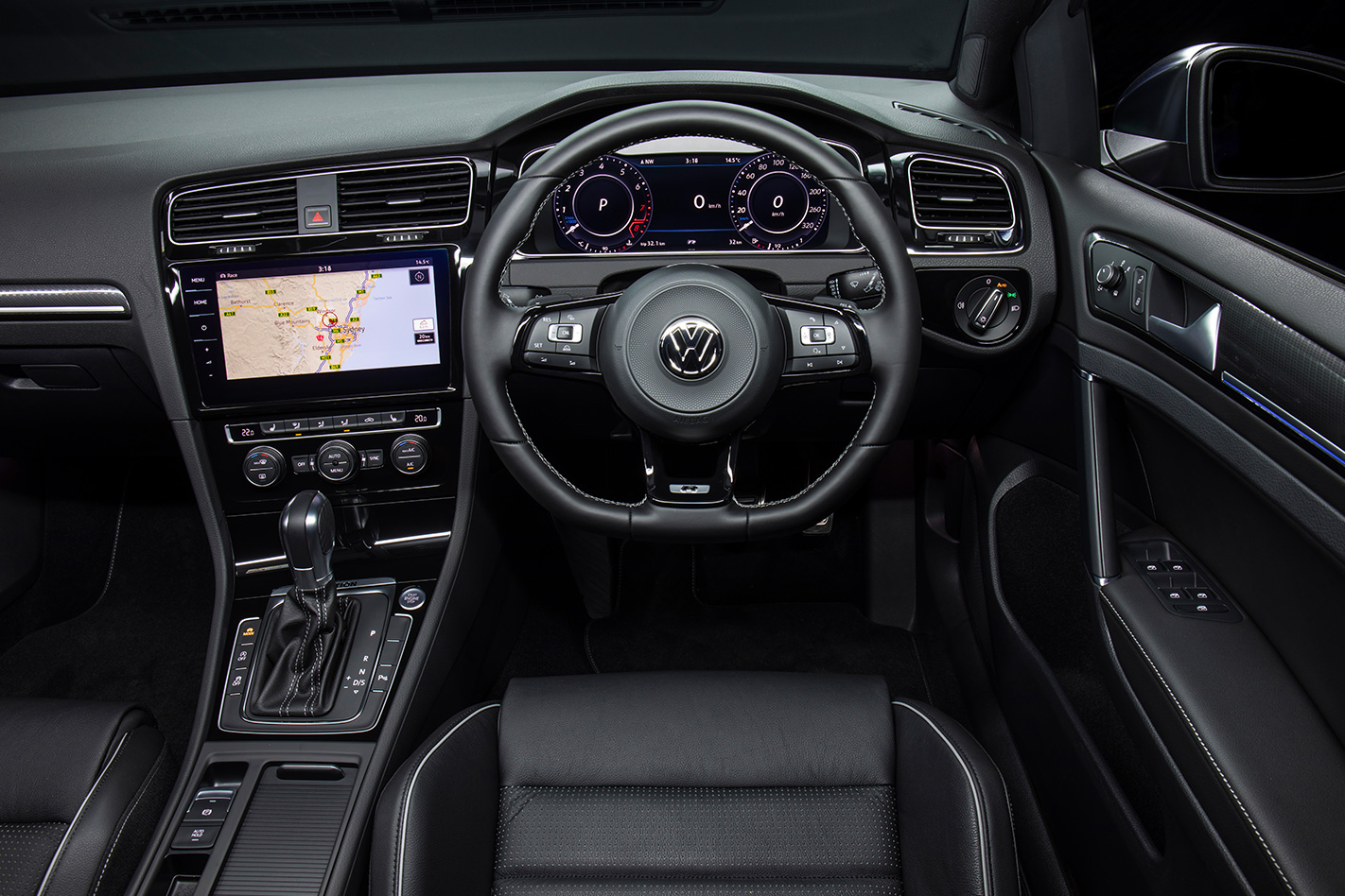 Volkswagen Golf R interior