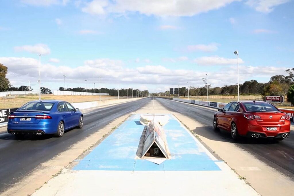 Ford Falcon XR8 vs HSV Clubsport R8 LSA