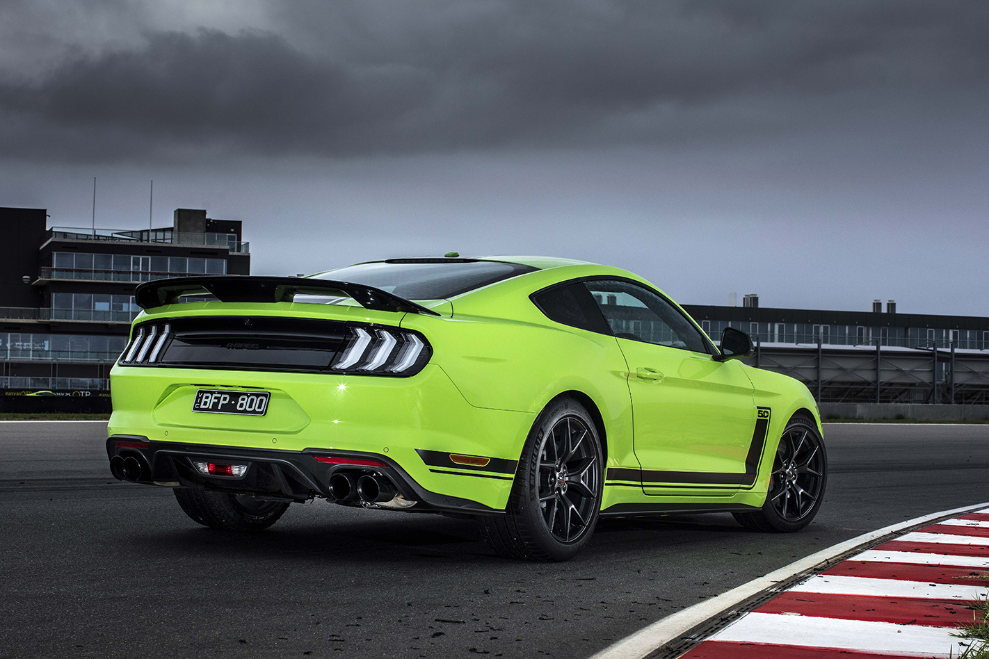 Ford Mustang R-Spec track test