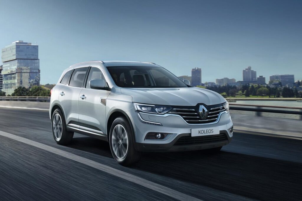 renault koleos driving