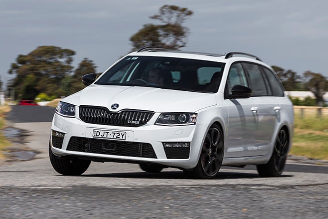 Skoda Octavia RS230 front