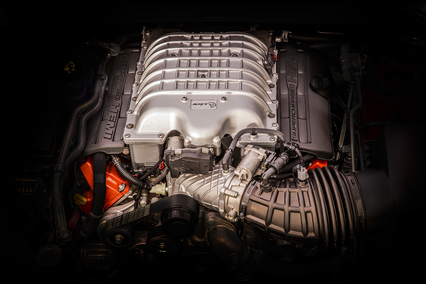 2018 Jeep Grand Cherokee Trackhawk motor.jpg