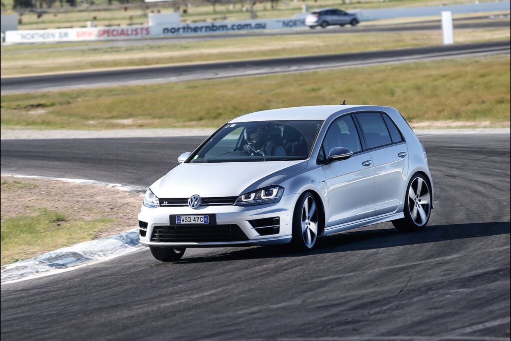 VW Golf R