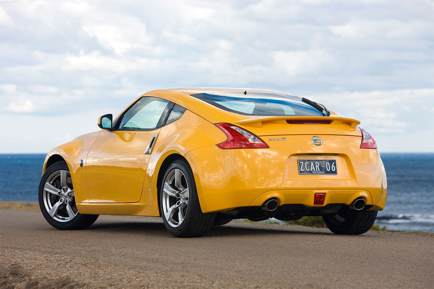 Nissan 370Z rear