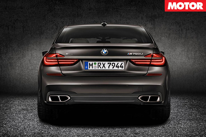 BMW M760Li xDrive boot