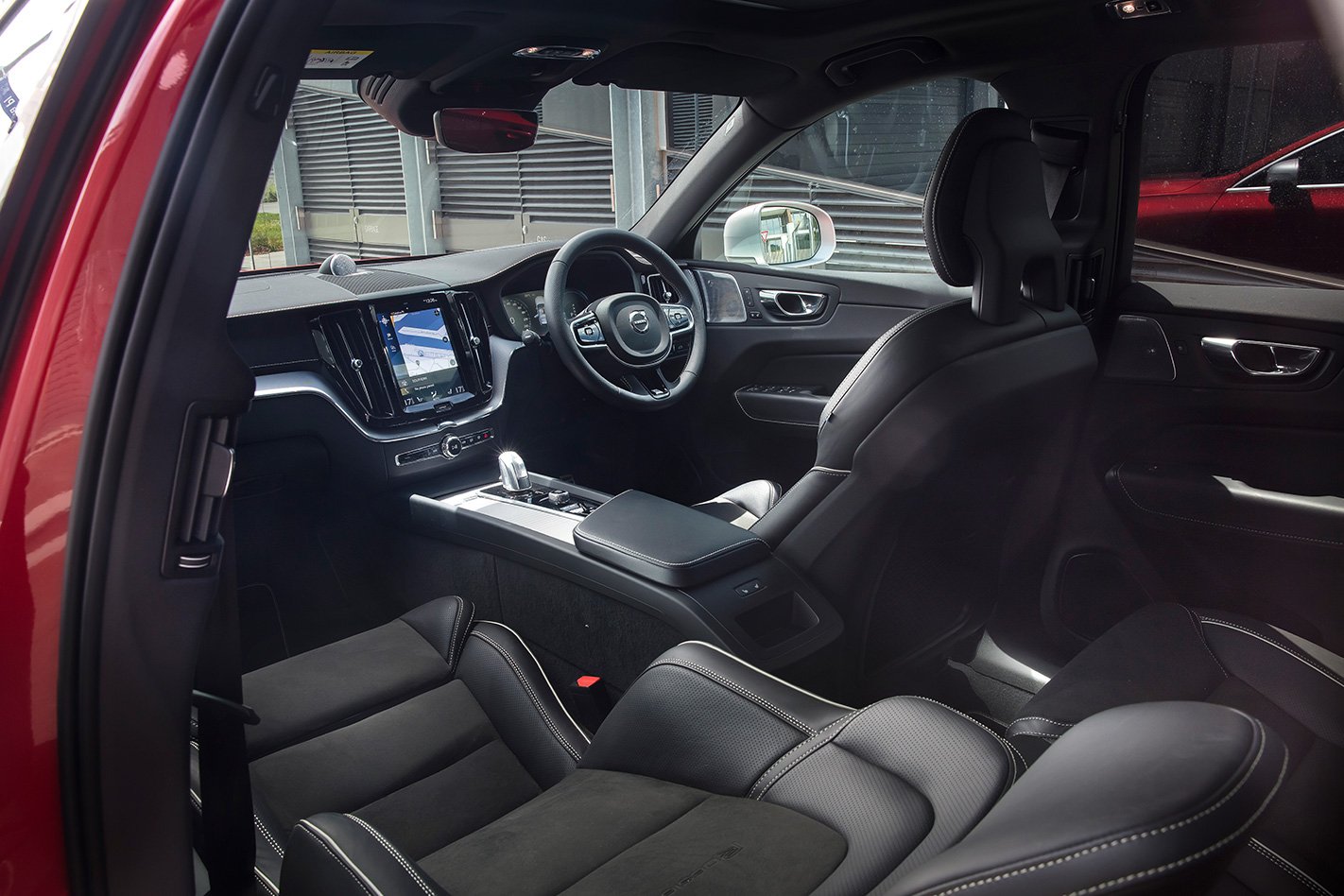 2019 Volvo XC60 T8