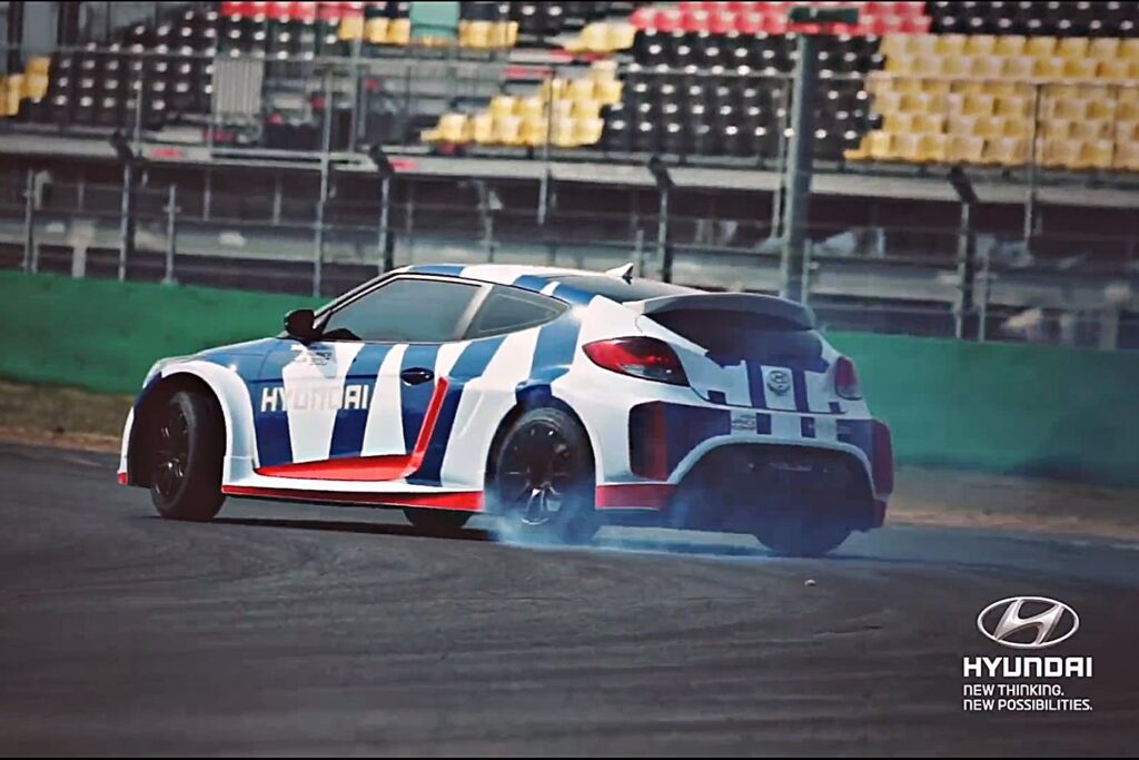 Hyundai Veloster RM15