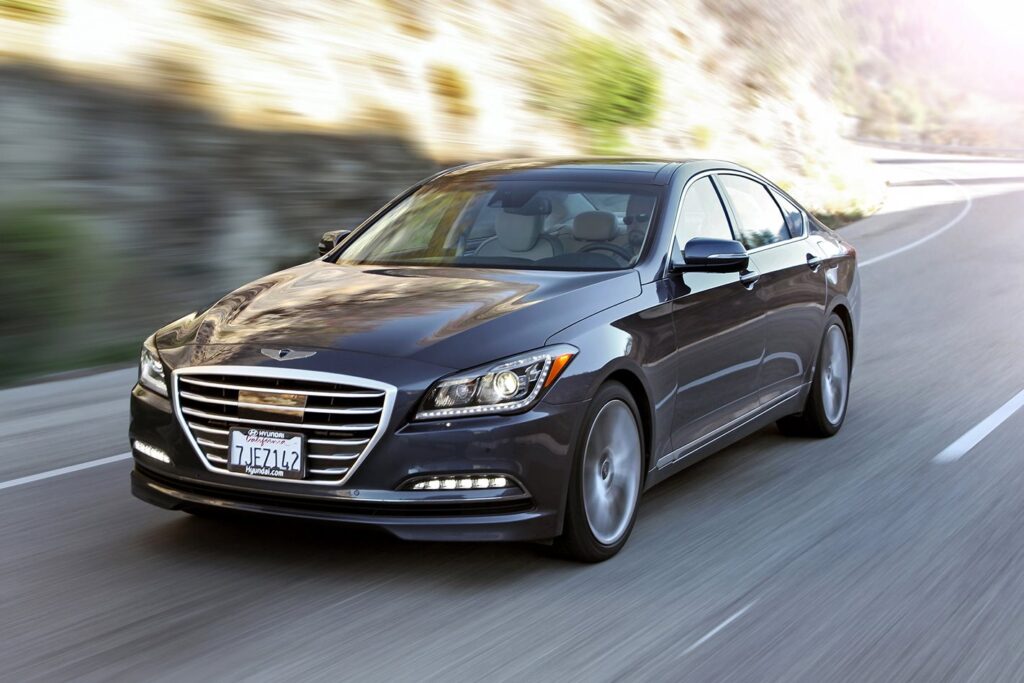 2016 Hyundai Genesis V8