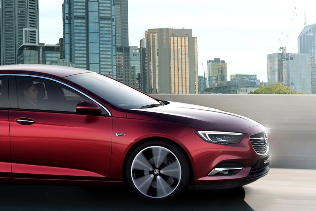 2017 Holden Commodore side close