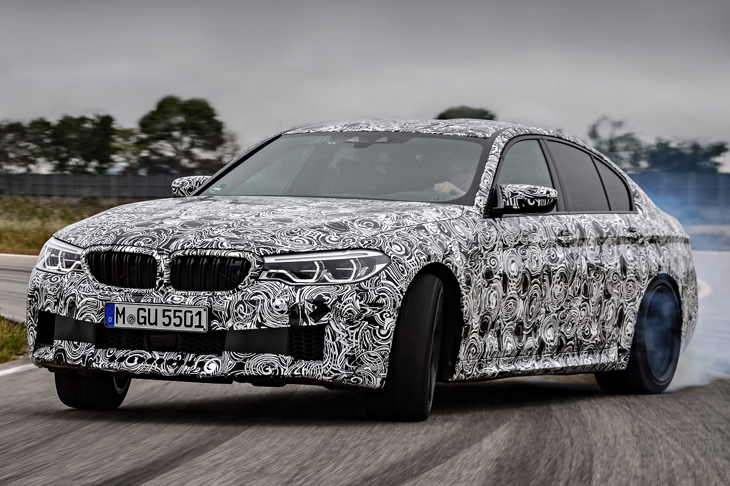 BMW F90 M5 prototype drift
