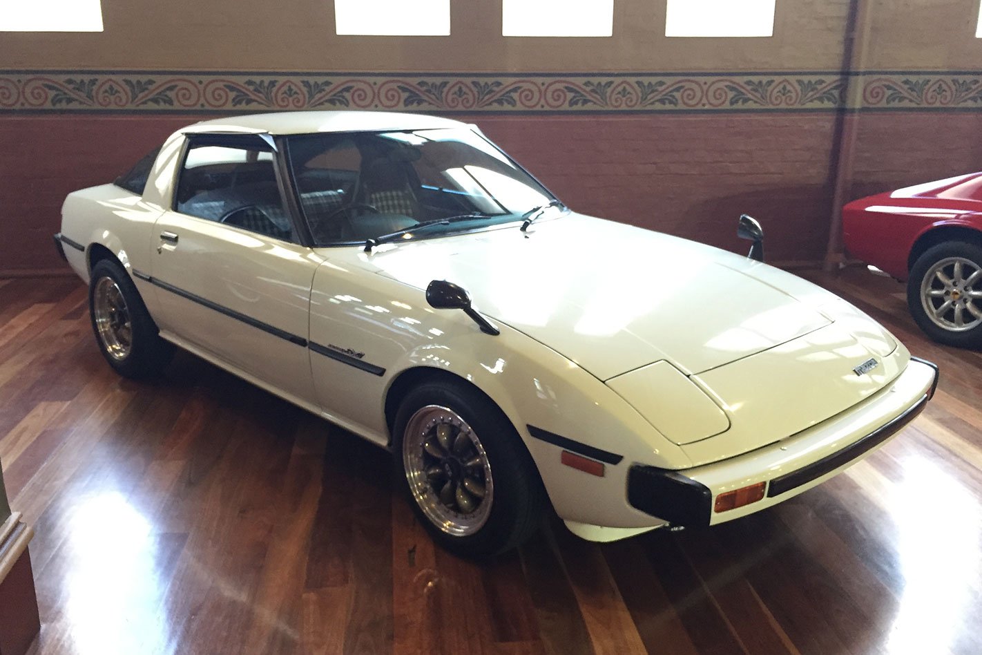 Mazda -RX-7