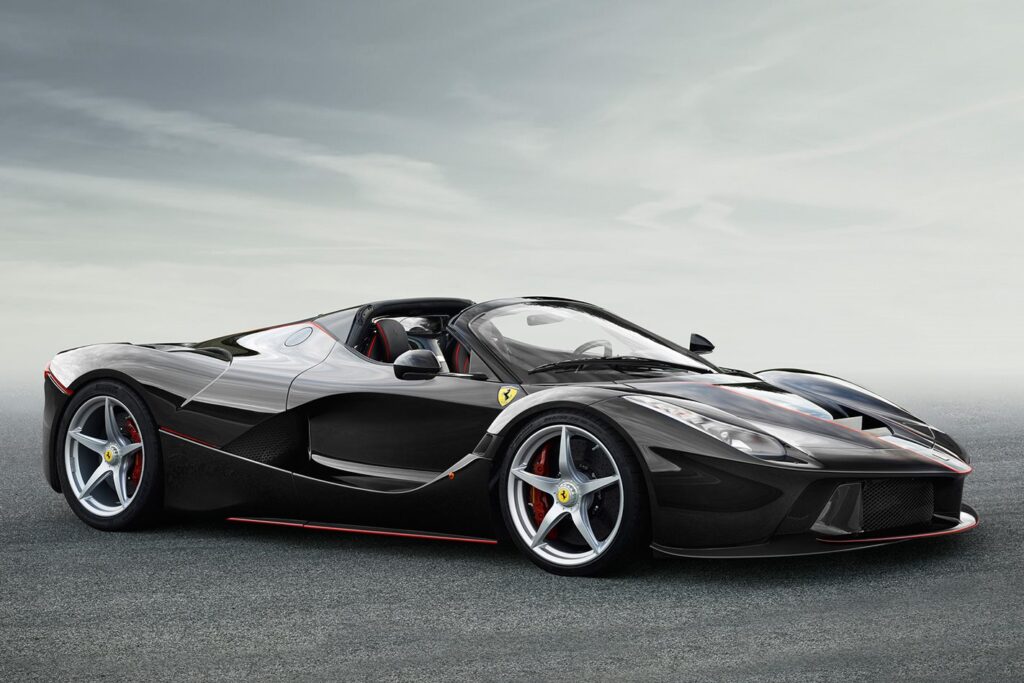 Ferrari LaFerrari drop-top revealed