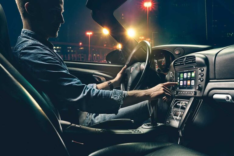 Porsche Classic Communication Management infotainment revealed