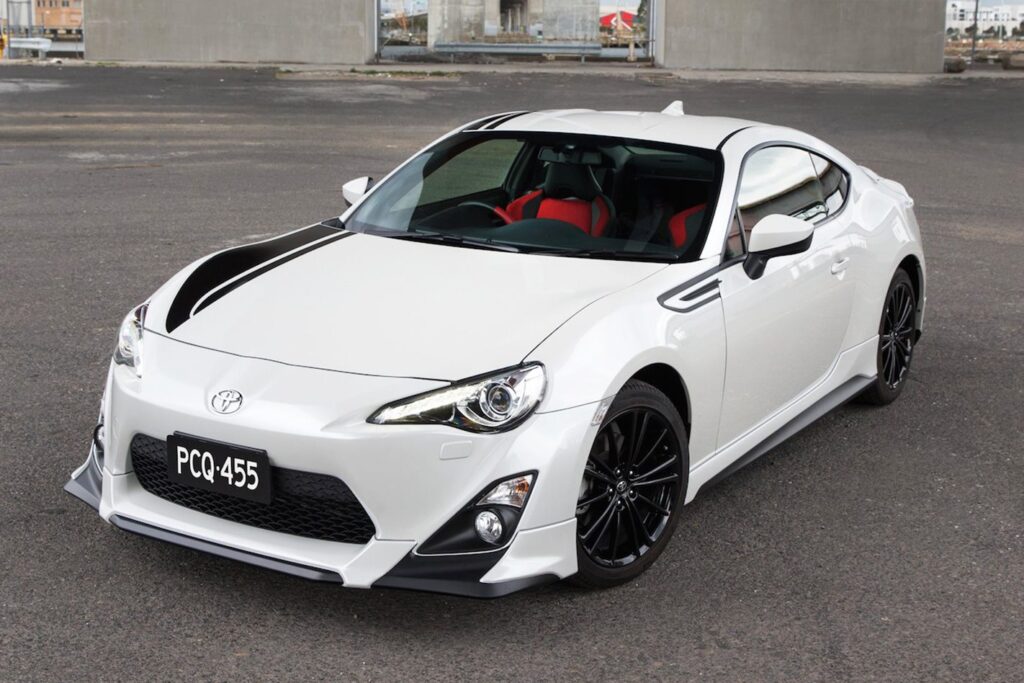 Toyota reveals 86 Blackline Edition