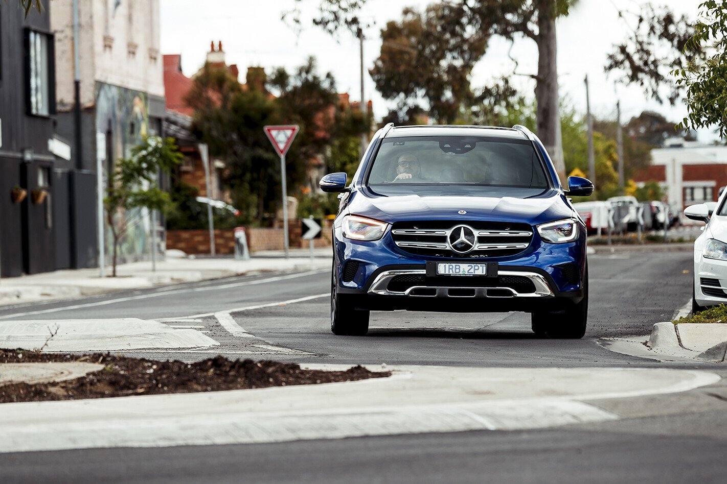 Mercedes-Benz GLC 300e FRONT