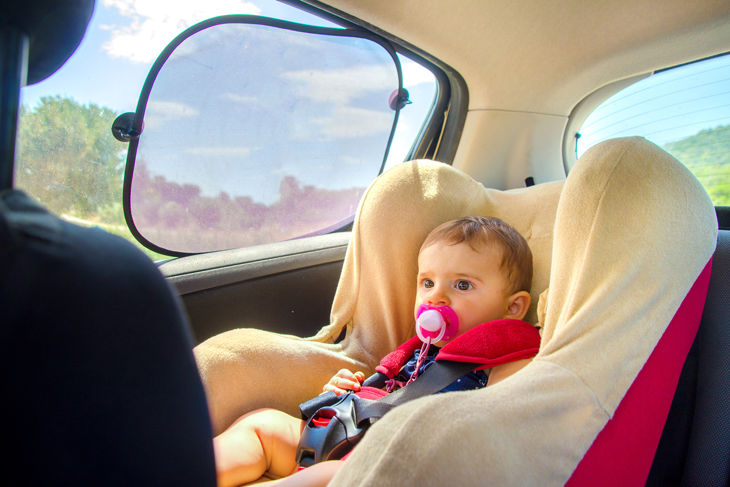 baby seat and sunshade