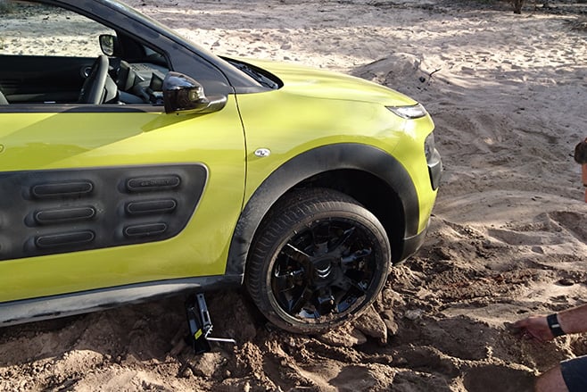 Citroen C4 Cactus jacked up