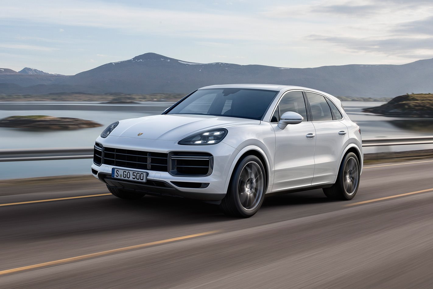 2017 Frankfurt Motor Show: 2018 Porsche Cayenne Turbo revealed