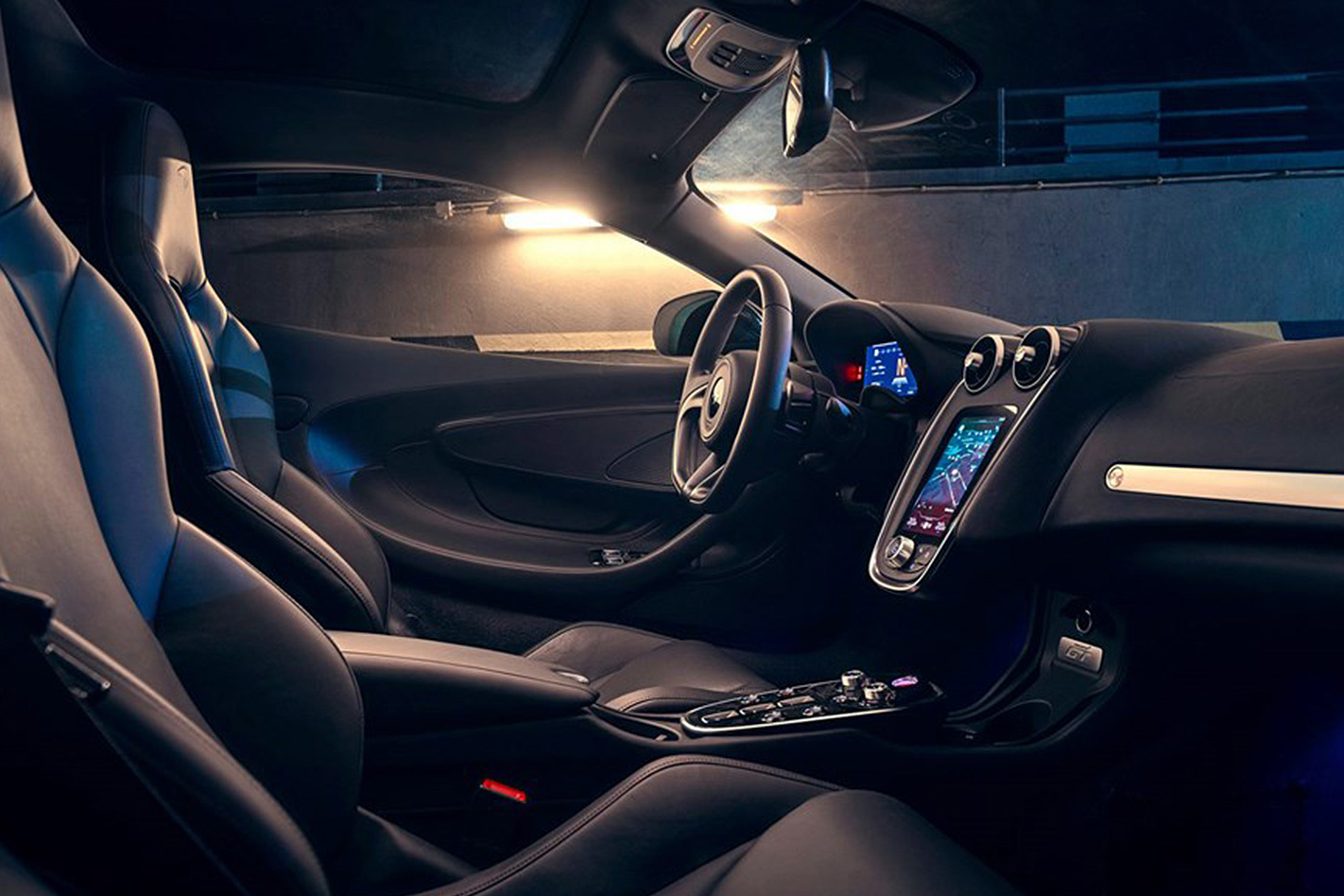 McLaren GT interior