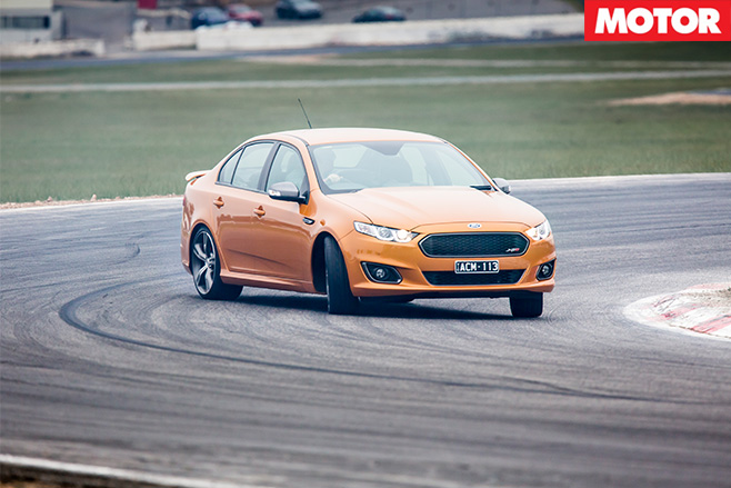 Ford falcon xr8 turn