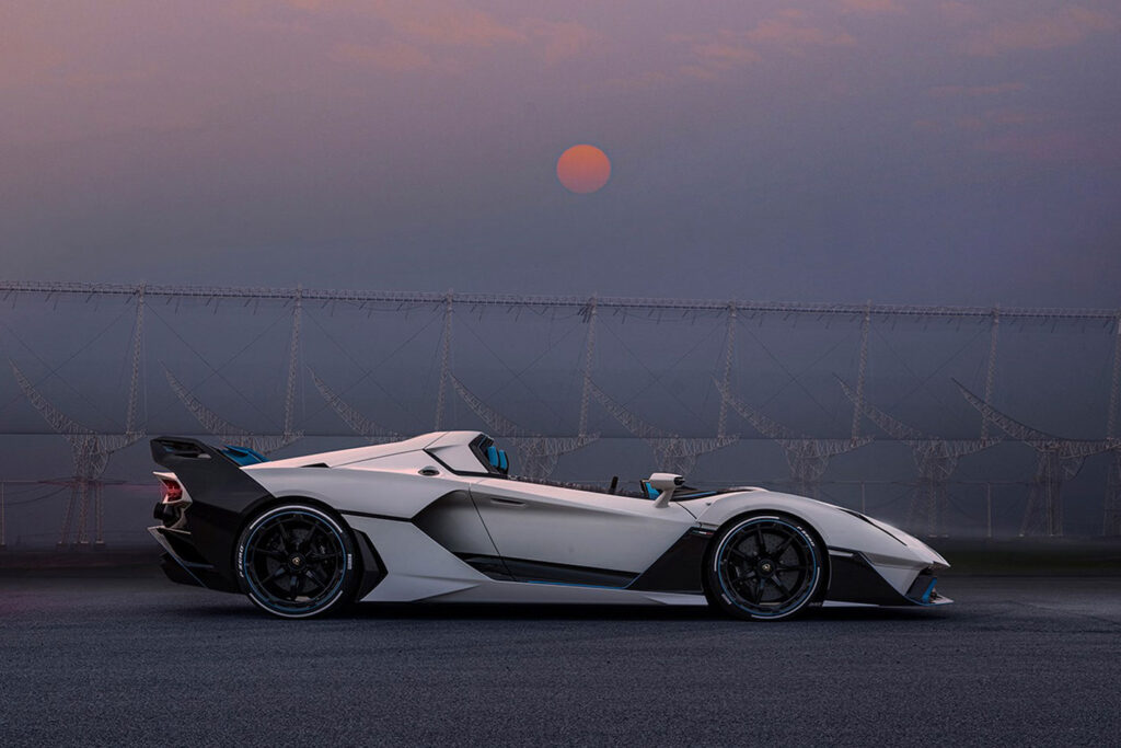 Lamborghini hybrid 2025